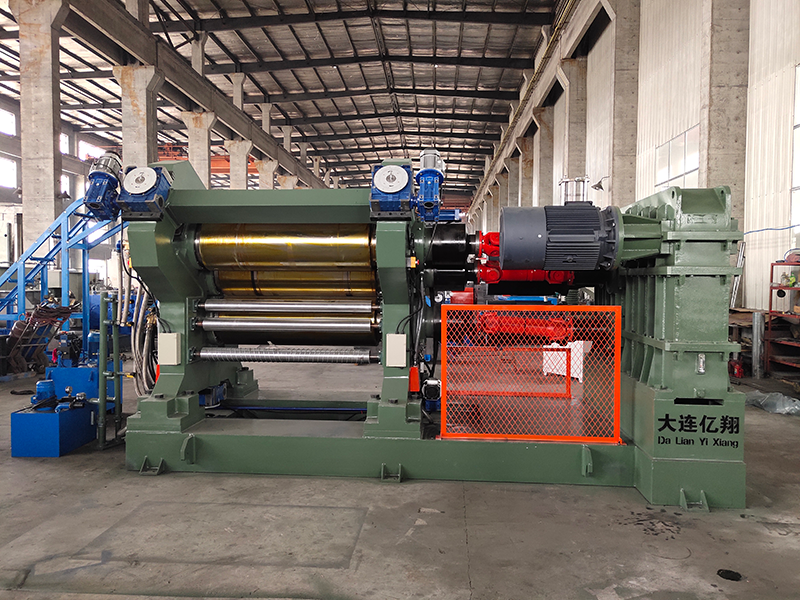 三輥壓延機工廠直拍 